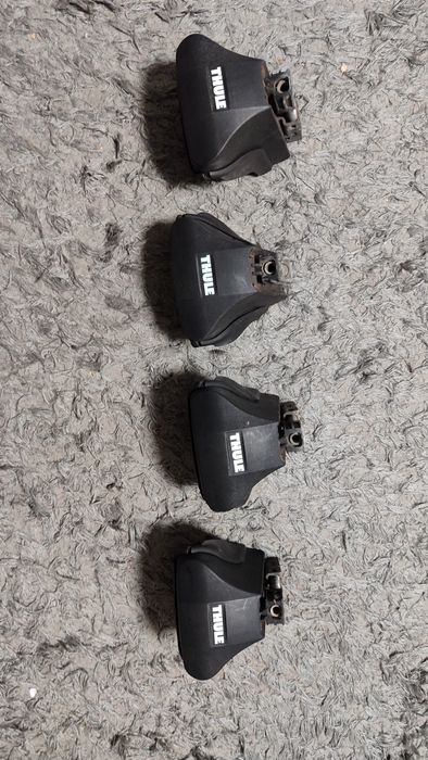 Pés para barras tejadilho thule universais