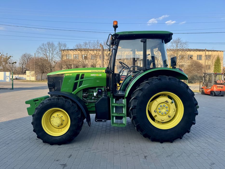 Трактор John Deere 6110B 2017р