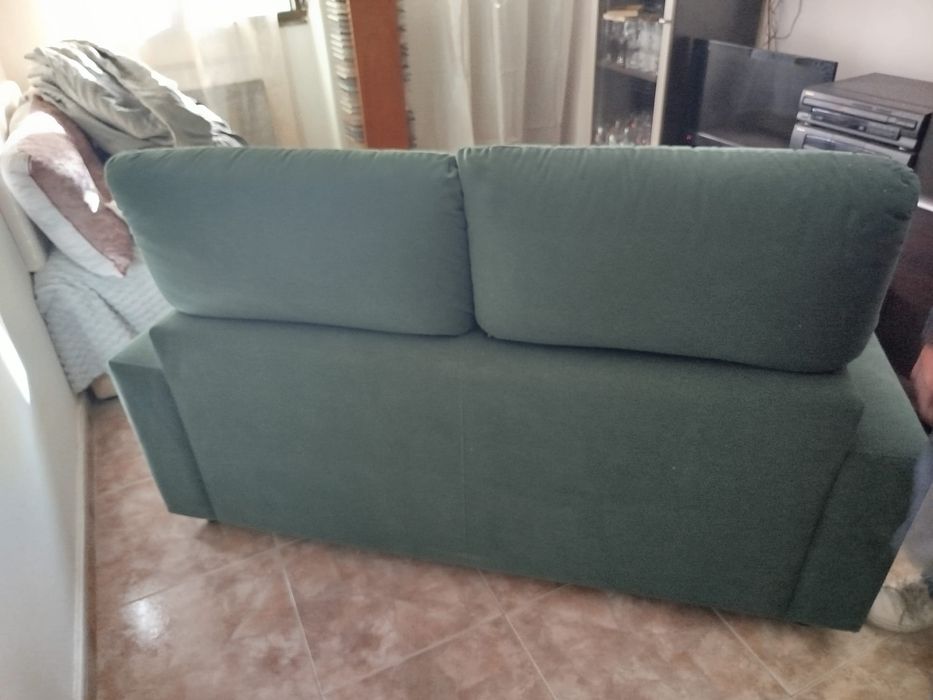 Sofá de dois lugares