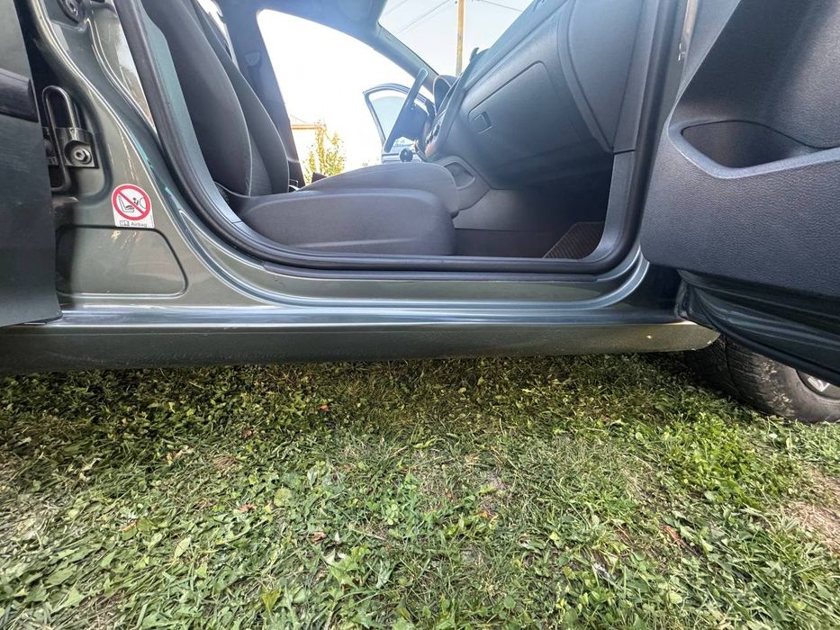 Golf V 2004 року.