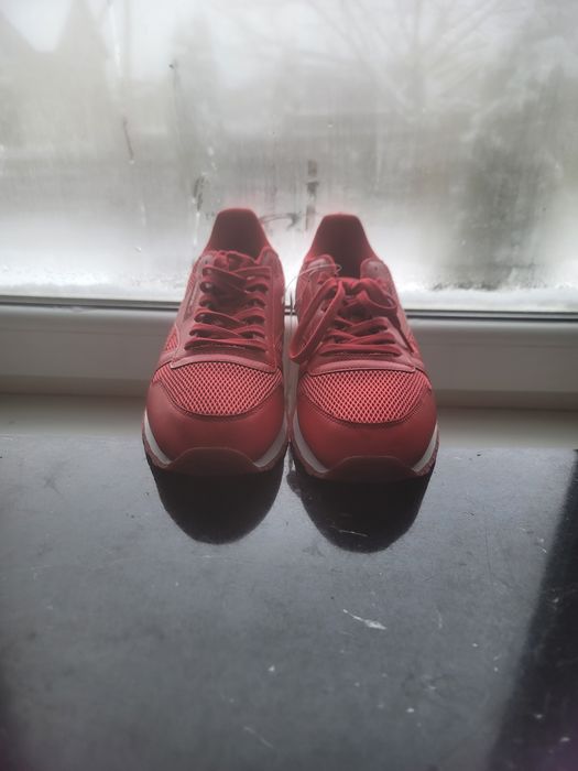 Reebok classic red