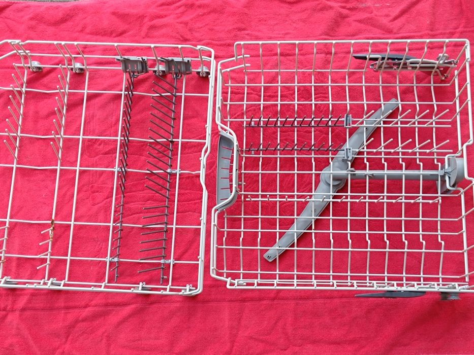 kosz górny i dolny do zmywarki Bosch zestaw koszy