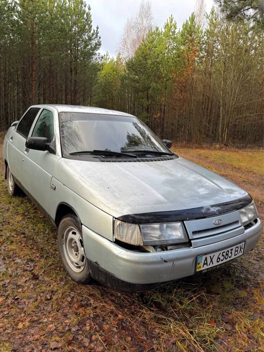 Продам ваз 2110.