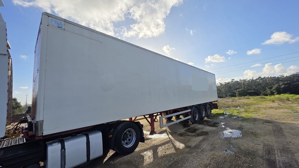 Semi Reboque Ideal para Armazém