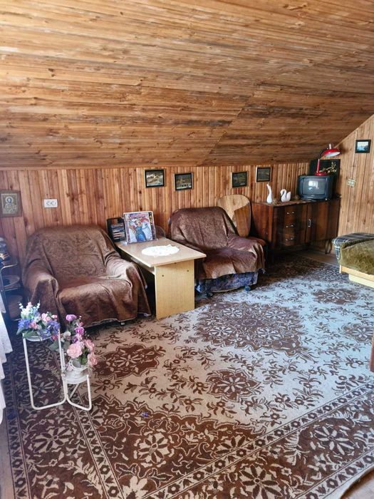 (3) Продам будинок в с. Пирогово вулиця Виноградна 9006
