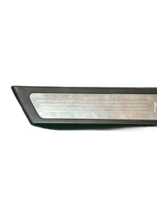 Rodapé / Soleira Porta Direito MERCEDES-BENZ E-CLASS Cabriolet A2076800235 (OEM)