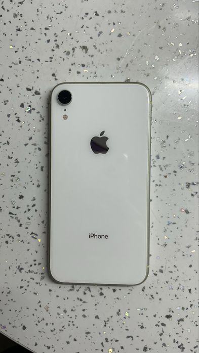 iPhone XR, 128гб