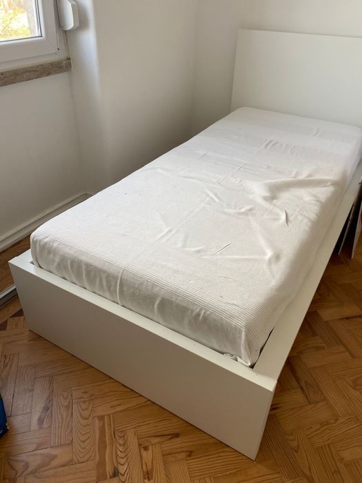 cama de solteiro com colchao
