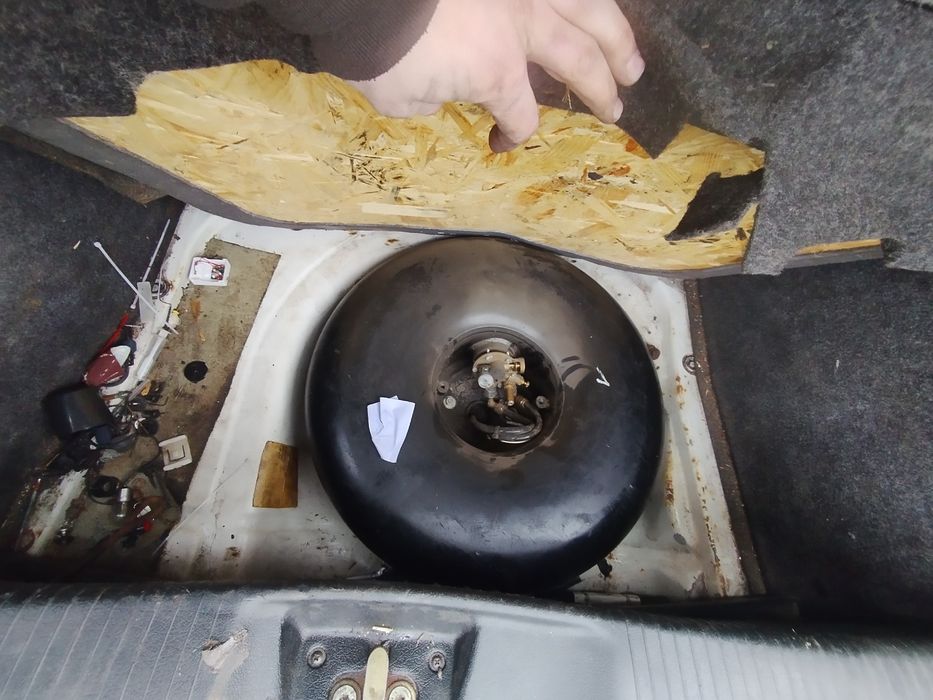 Фольцваген Поло 1.4 газ/бензин