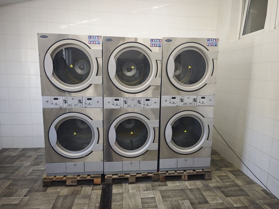 Сушильна машина професійна подвійна 16 кг Electrolux T4300