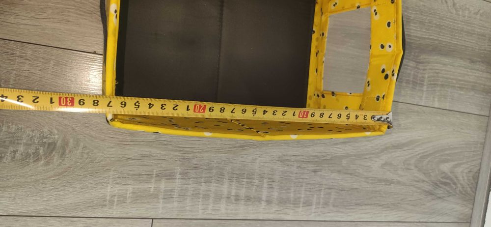 Małe pudełeczko organizer tekstylny dla dzieci