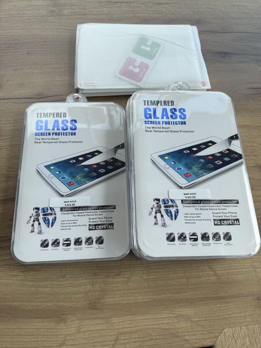 Szkła harotowane do Ipad 2 oraz 3 Cena za 19 szt