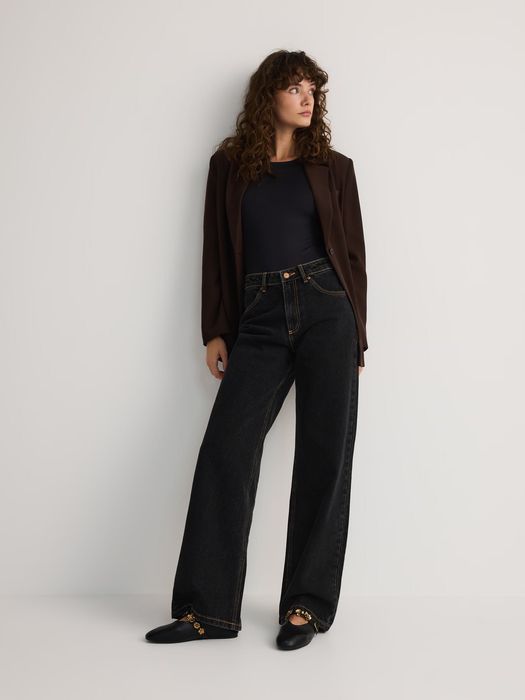 Балетки з декоративним ремінцем