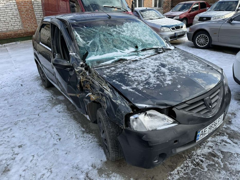 Продам Дачия Логан 2007 год газ бензин