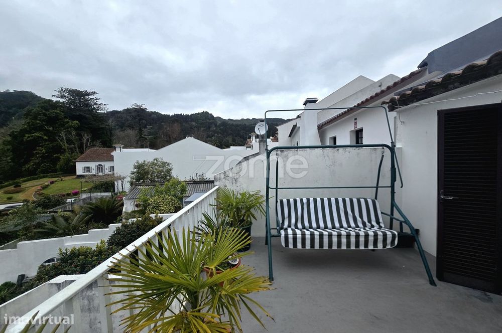 Moradia com duas frações T1 independentes - Furnas