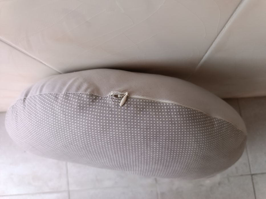 Almofada para amamentação com ursinho e fecho