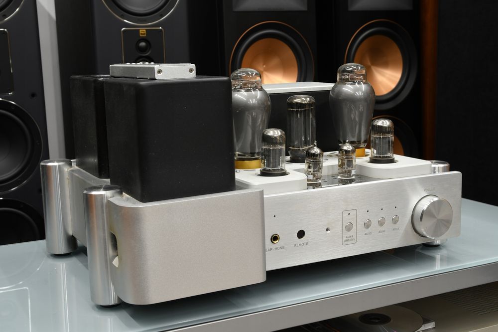 wzmacniacz stereo lampowy Yaqin MS-300C  Myślenice zamiana