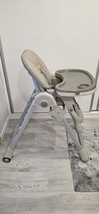 Cadeira alta de bebé Kinderkraft Yummy – Reclinável e com tabuleiro