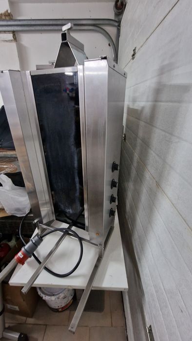 Grelhadores de kebabs elétricos