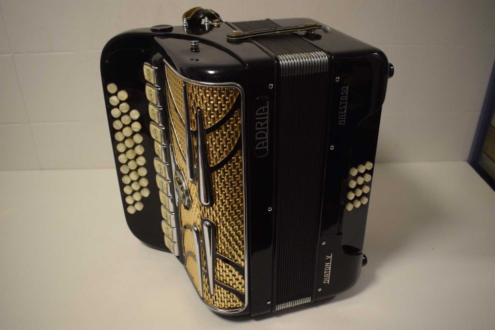 Concertina Adria 5 Voz  Tonalidade Do. N 253