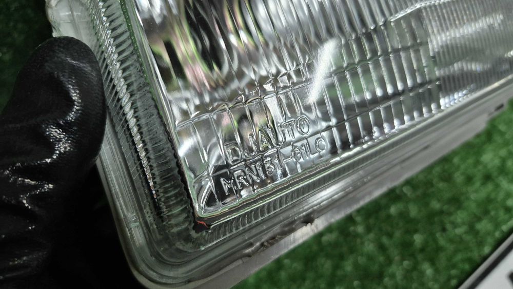 Otica Farol Frente Esquerda Renault 19 1992 Em Diante Ref. FA1535 HRN131-1L00E NOVO