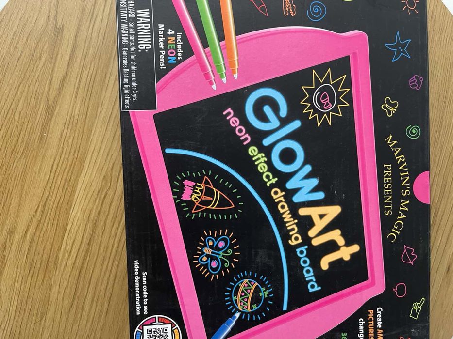 Дитяча неонова  дошка для малювання
