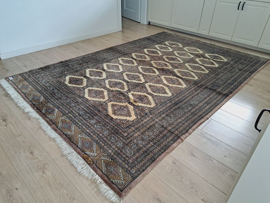 Luksusowa kaszmirowa pakistańska Buchara sygnowana 190x290cm nr1495