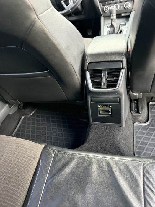 Шкода  октавія A7 2013року,1.6дизель,обслужена,2 ключа,2 комплекти дисків та гуми