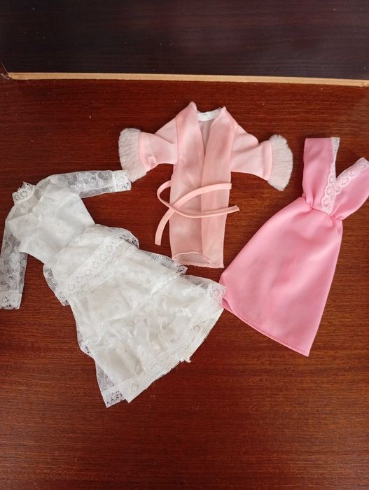 Lote de roupas boneca Barbie vintage