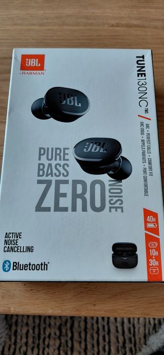 Auriculares JBL Tune 130NC. Novos.
