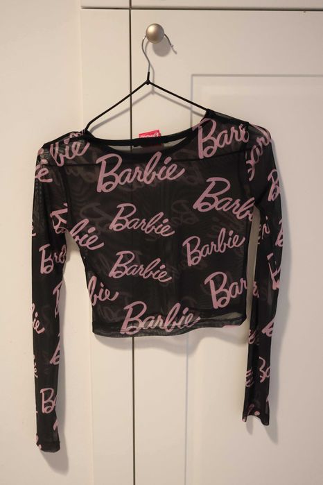 Top siateczka z napisem Barbie marki Sinsay