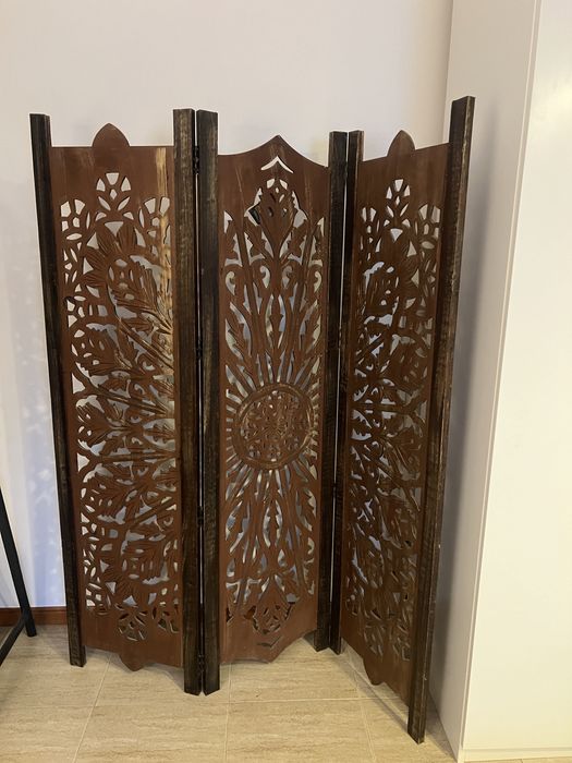 Biombo em madeira
