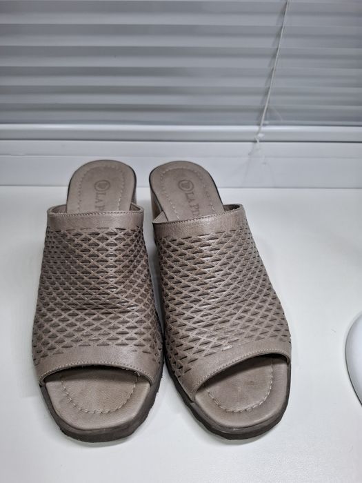 Кожаные собо. Босоножки. 37р