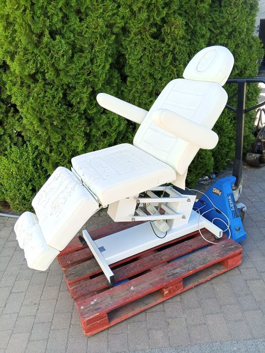 Fotel kosmetyczny elektryczny