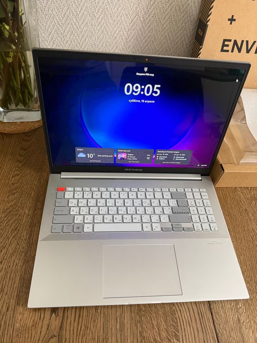 ASUS vivobook pro 16 Oled