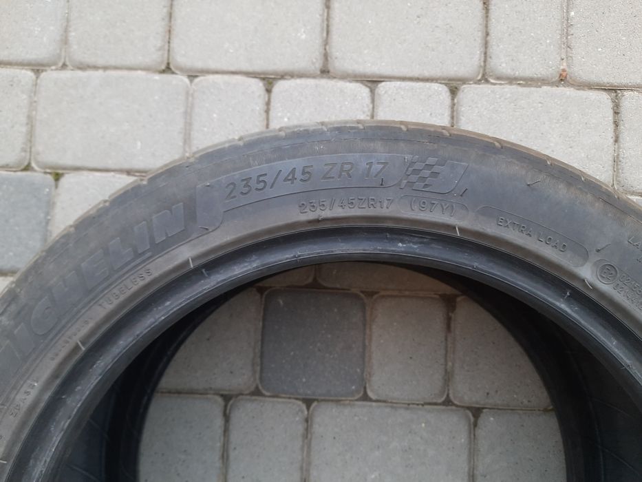 Літня резина 235*45 r17 michelin sport4