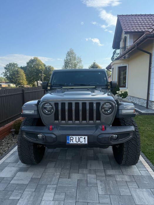 Sprzedam jeep wrangler rubicon JL