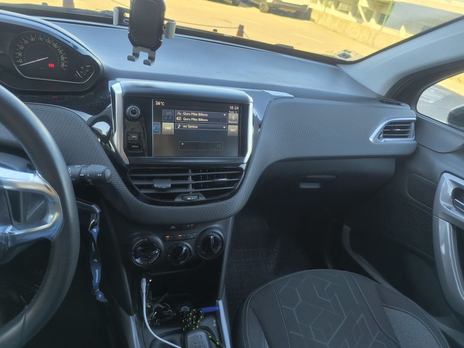 Peugeot 2008 — fotografia 6