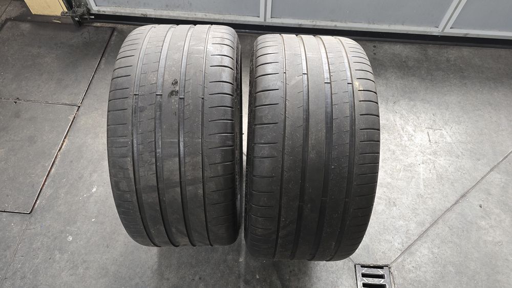 Opony Michelin Pilot Super Sport 325/30/21 BMW