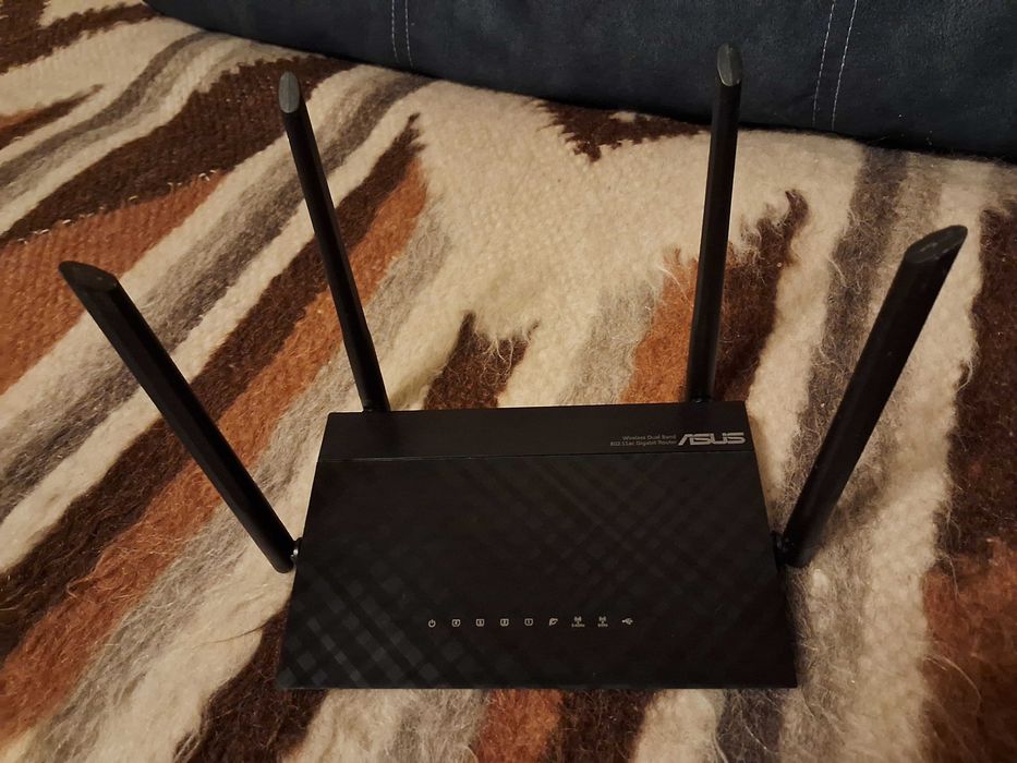 Роутер Asus RT-AC57U