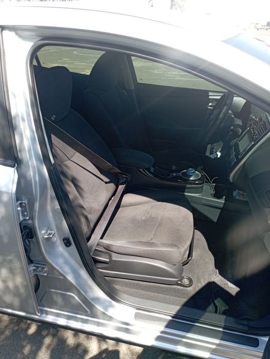 Продам Nissan leaf _ 50 кВт!!!