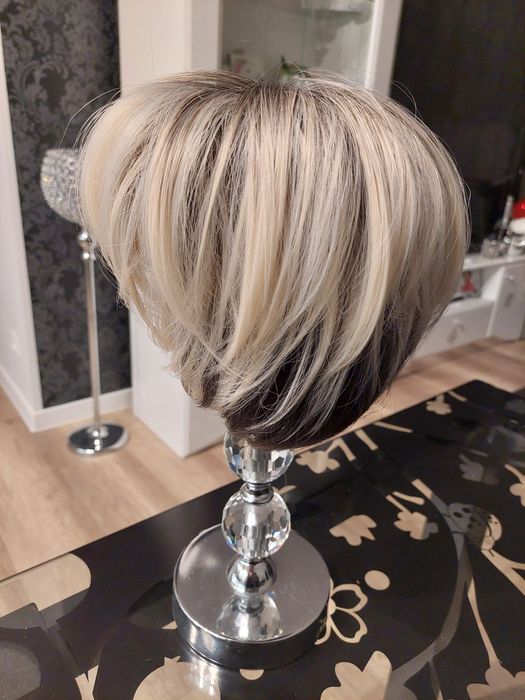 Peruka jasny blond z odrostem