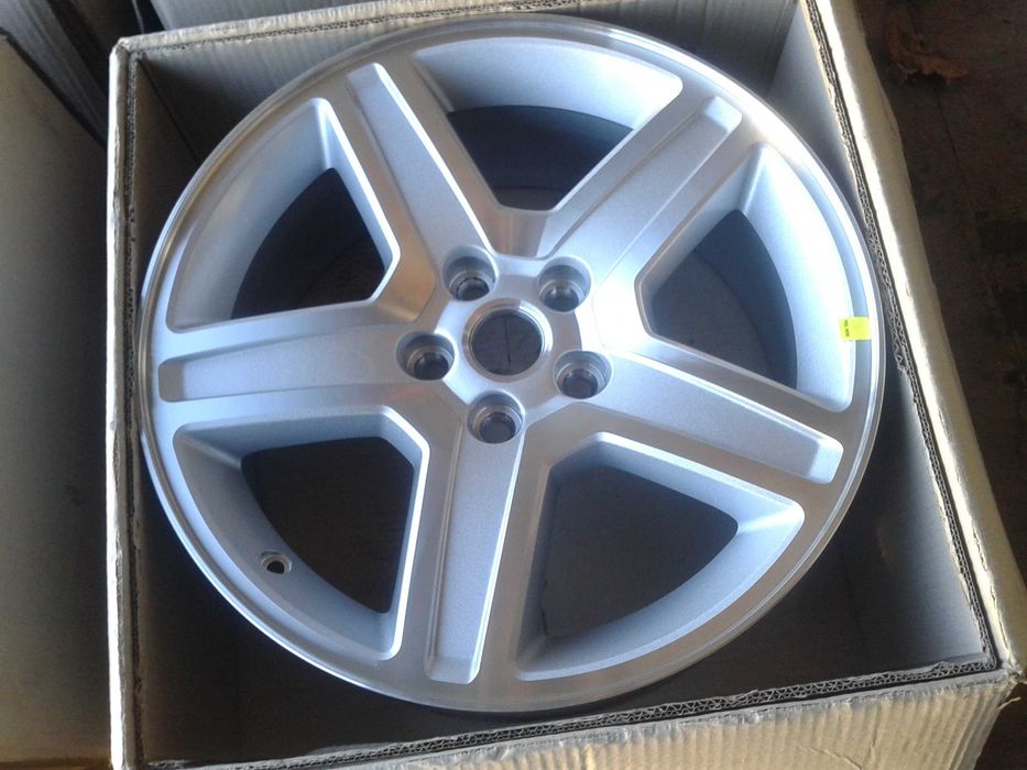 oryginalne r18 nowe felgi 5x115 mielec chryslec 300c lancia thema et24