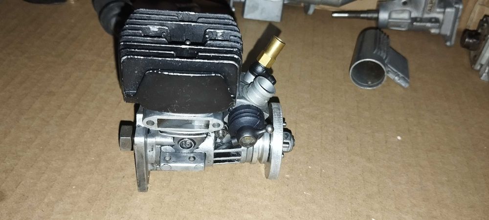 Silniki nitro i części rc dużo tłumik spalinowe