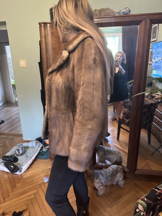 Krótka kurtka z naturalnych norek