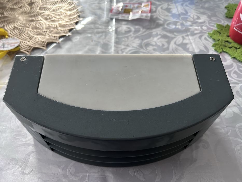 Lampa elewacyjna kolor antracyt