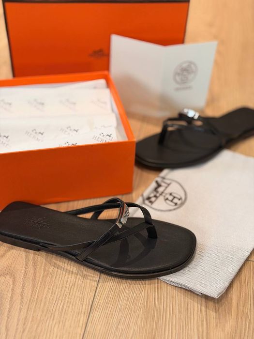 Жіночі шльопанці/вєтнамки Hermes в'єтнамки ерме 38р