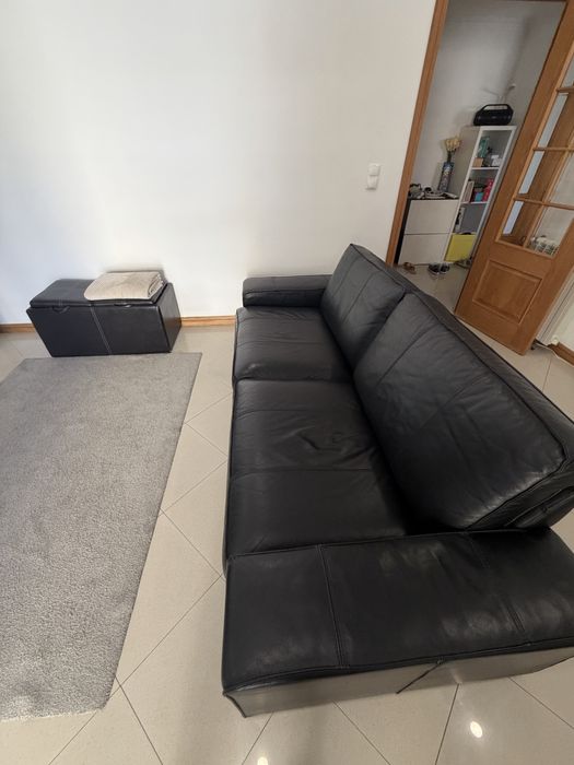 Vendo sofa Ikea Kivik 3 lugares em pele