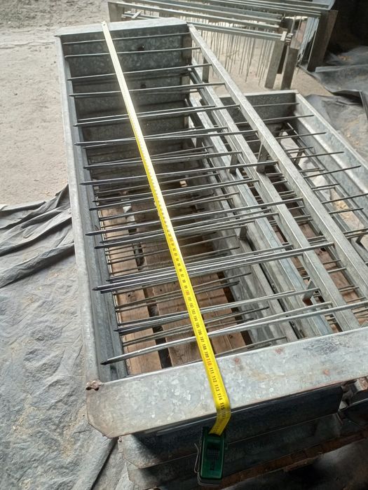 Wieszaki/szpile do tytoniu