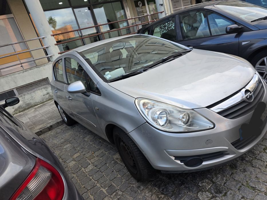 Corsa d 1 3 cdti avariado